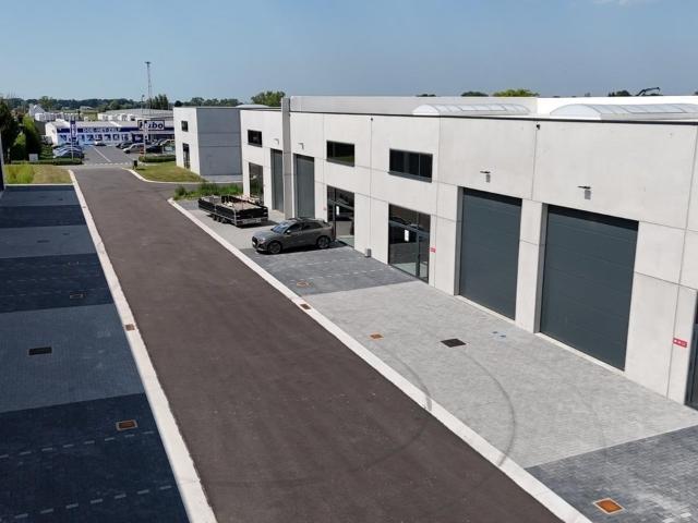Local Commercial vente à Ichtegem, West-Vlaanderen