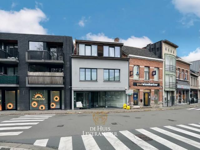 Local Commercial vente à Kontich, Antwerpen