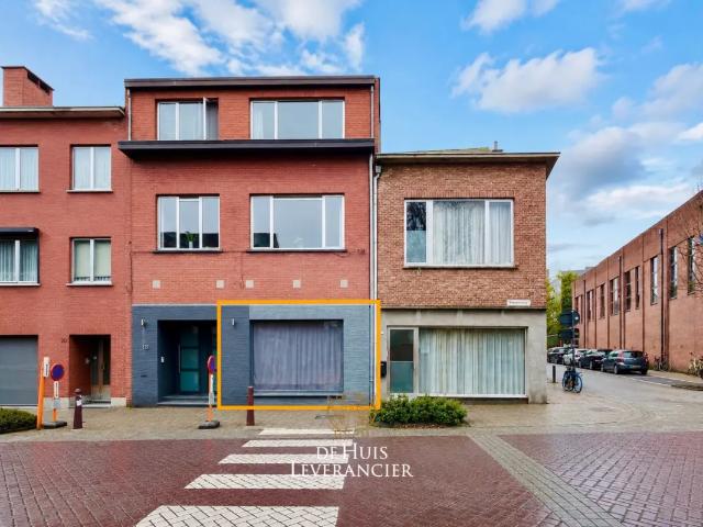 Local Commercial vente à Kontich, Antwerpen