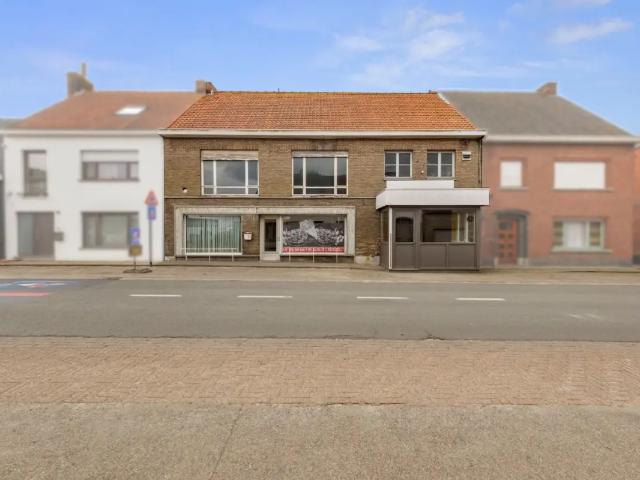 Local Commercial vente à Kortemark, West-Vlaanderen