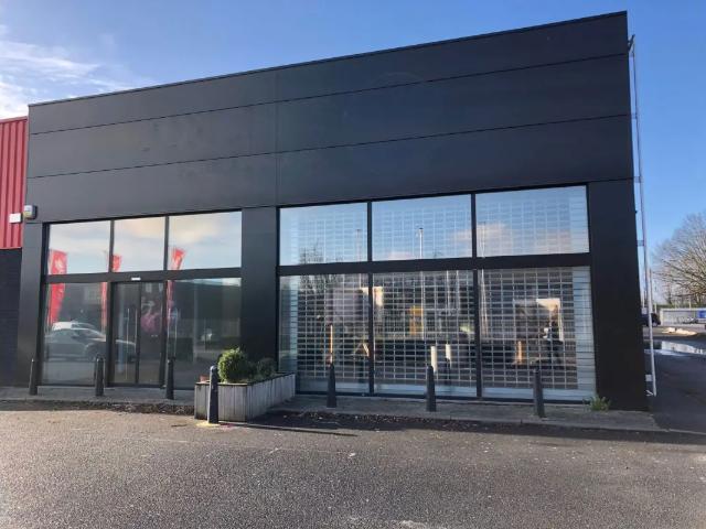 Local Commercial vente à Cuerne, West-Vlaanderen