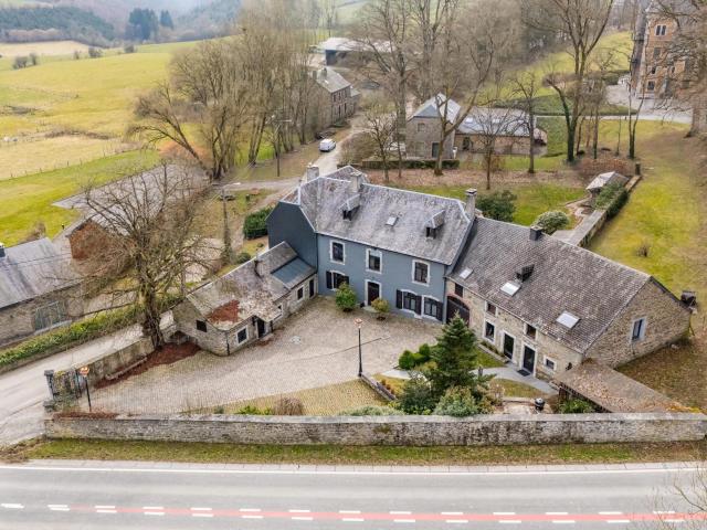 Local Commercial vente à La Roche-en-ardenne, Wallonie