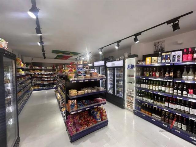 Local Commercial vente à Lava, Brabant