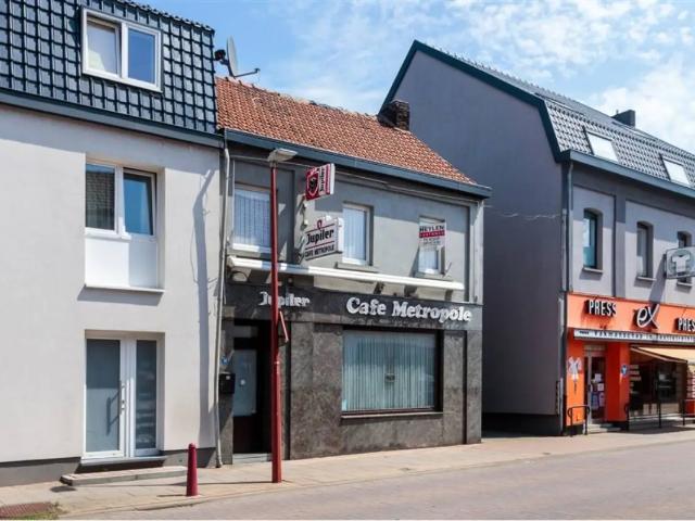 Local Commercial vente à Maasmechelen, Limburg