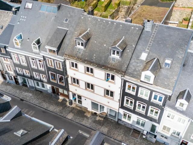 Local Commercial vente à Saint-hubert, Wallonie