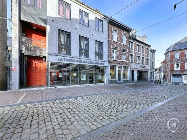 Local Commercial vente à Marche, Wallonie