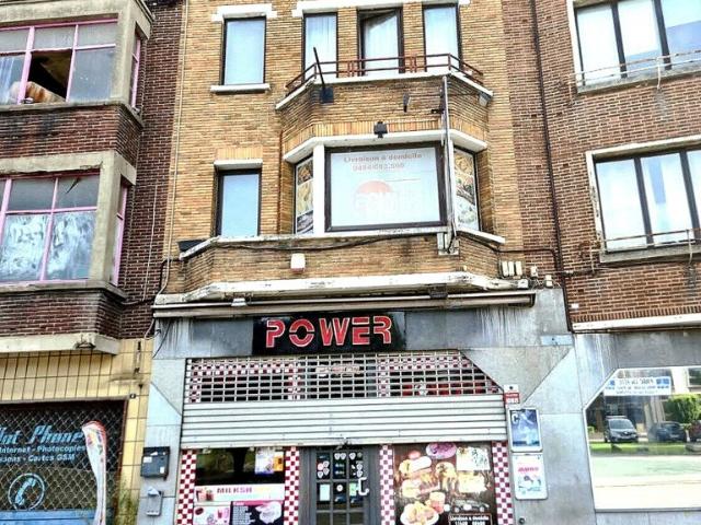 Local Commercial vente à Charleroi, Wallonie