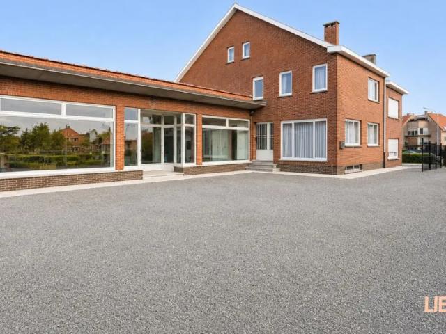 Local Commercial vente à Ninove, Oost-Vlaanderen