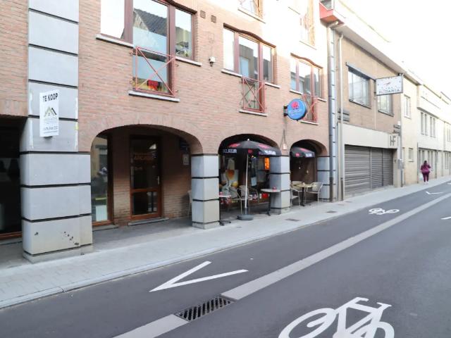 Local Commercial vente à Melle, Oost-Vlaanderen