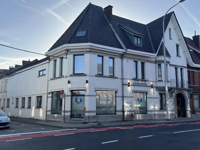 Local Commercial vente à Bergen, Wallonie