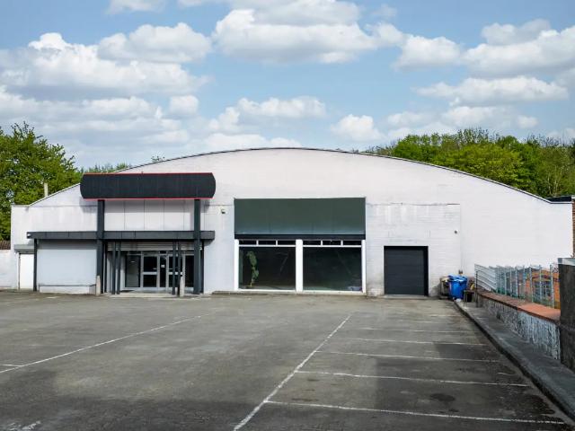 Local Commercial vente à Charleroi, Wallonie
