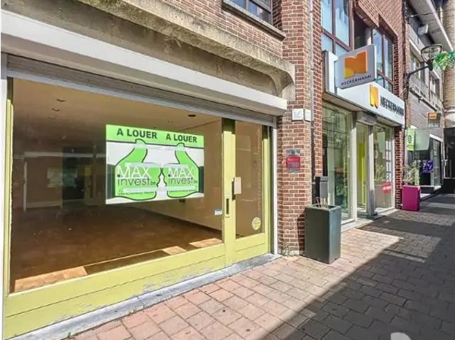Local Commercial vente à Mouscron, Wallonie
