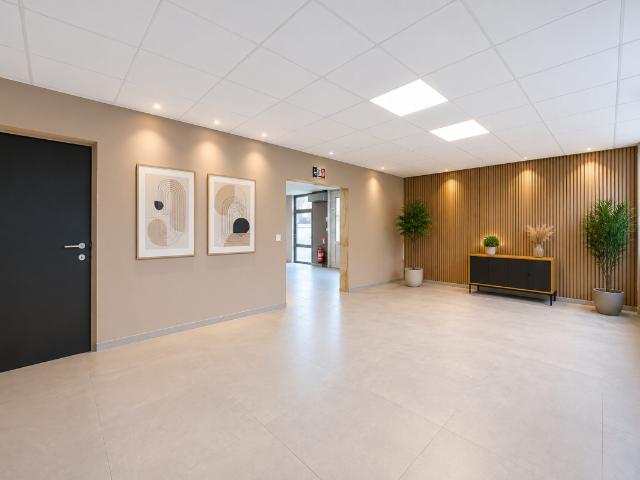 Local Commercial vente à Soignies, Wallonie