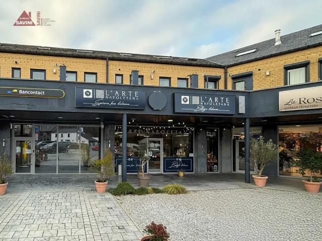 Local Commercial vente à Loverval, Wallonie
