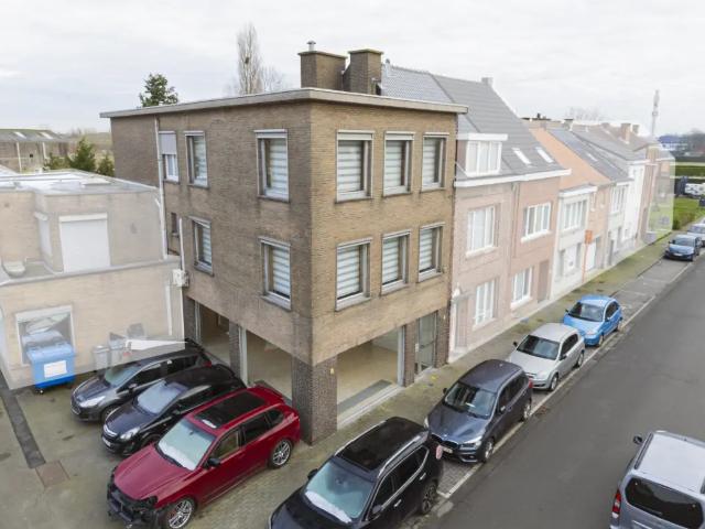 Local Commercial vente à Sint-niklaas, Oost-Vlaanderen
