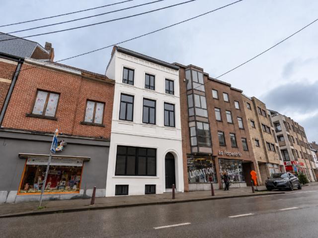 Local Commercial vente à Nijvel, Wallonie