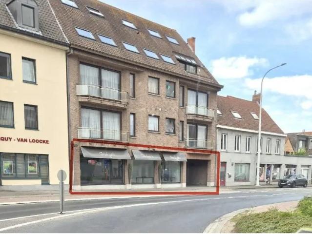 Local Commercial vente à Oostkamp, West-Vlaanderen