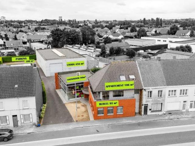 Local Commercial vente à Oostrozebeke, West-Vlaanderen