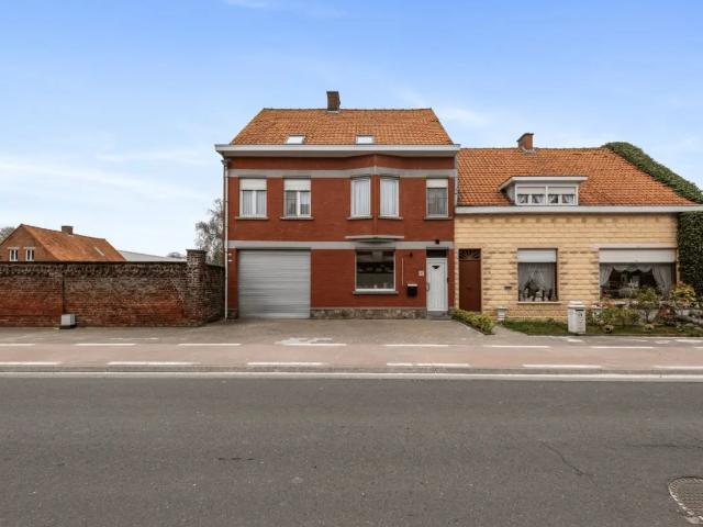 Local Commercial vente à Roeselare, West-Vlaanderen