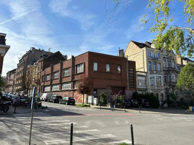 Local Commercial vente à Dailly, Schaerbeek - Schaarbeek
