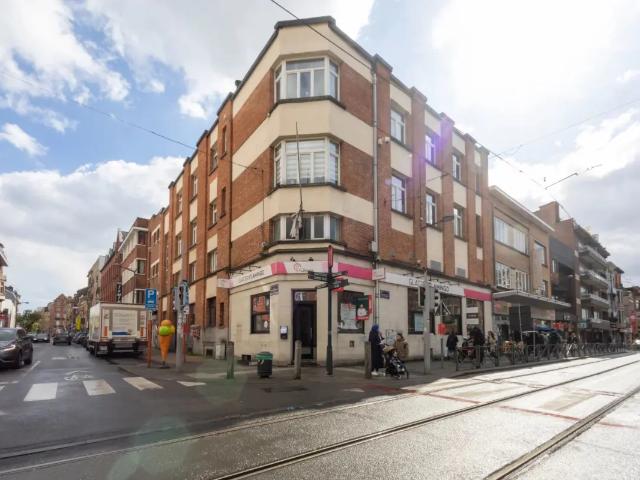 Local Commercial vente à Schaarbeek, Bruxelles