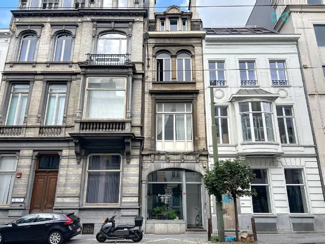 Local Commercial vente à Schaarbeek, Bruxelles
