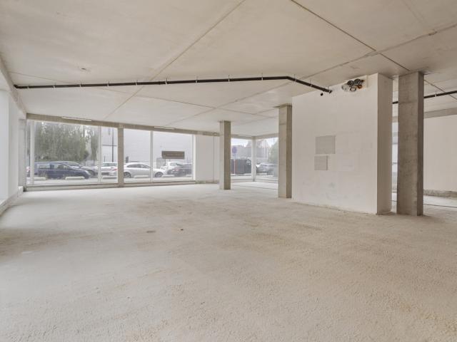 Local Commercial vente à Sint-pieters-leeuw, Brabant