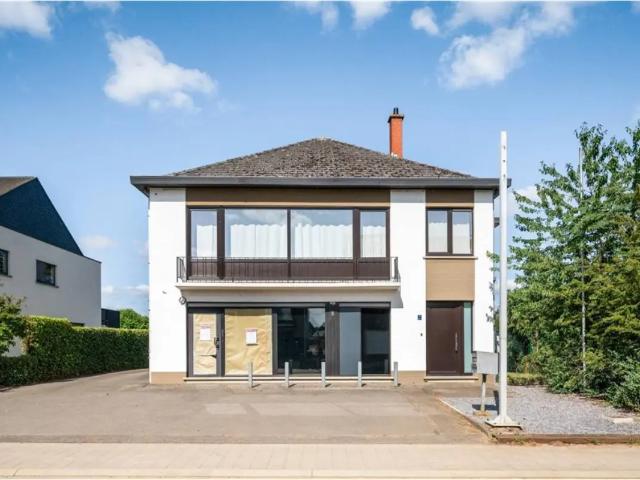 Local Commercial vente à Tielt-winge, Brabant