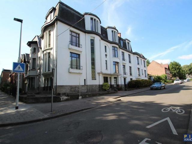 Local Commercial vente à Brunehaut, Wallonie