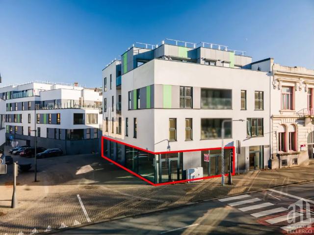 Local Commercial vente à Brunehaut, Wallonie