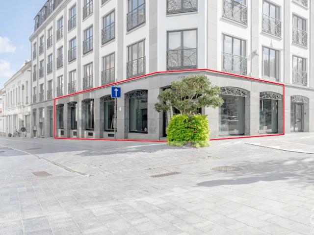 Local Commercial vente à Croix du Centre, Tournai
