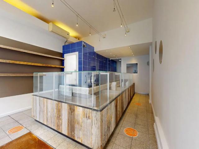 Local Commercial vente à Uccle, Bruxelles