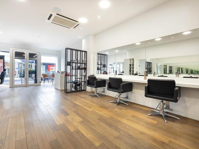 Local Commercial vente à Uccle, Bruxelles