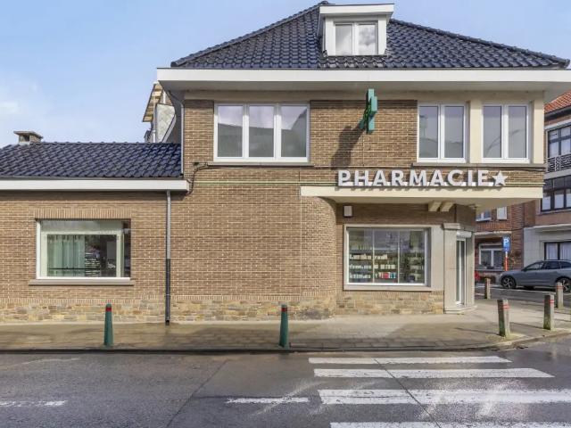 Local Commercial vente à Drogenbos, Brabant