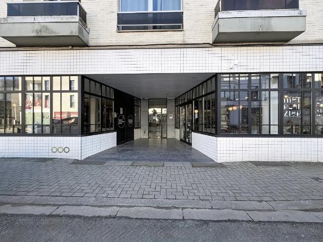 Local Commercial vente à Uccle, Bruxelles