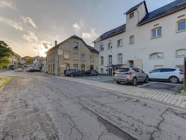 Local Commercial vente à Virton, Wallonie