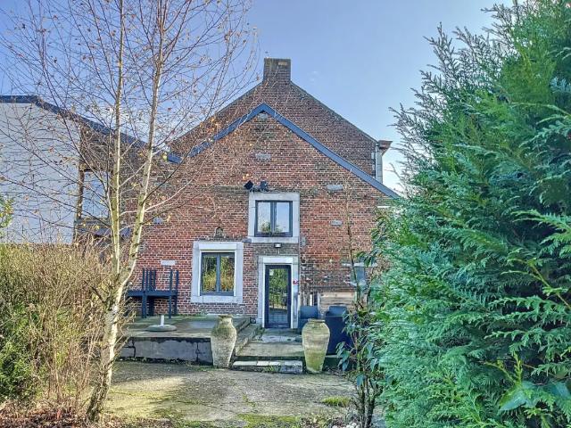 Local Commercial vente à Villers-Le-Bouillet, Wallonie