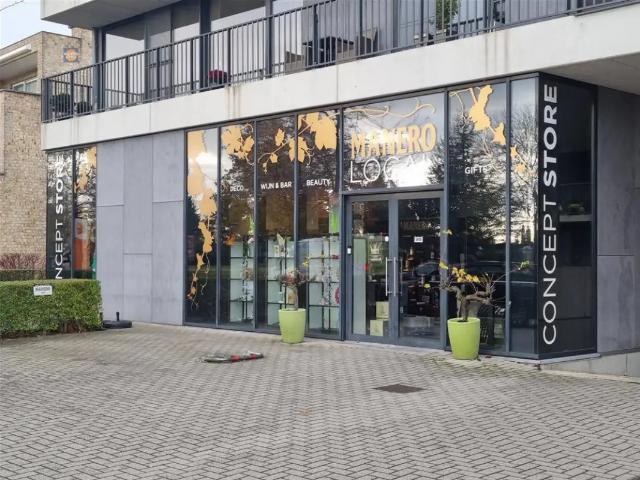 Local Commercial vente à Willebroeck, Antwerpen