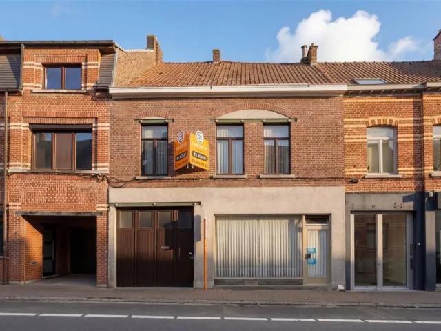 Local Commercial vente à Zottegem, Oost-Vlaanderen