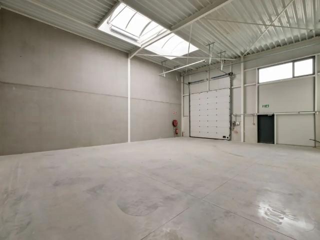 Local Commercial vente à Andenne, Wallonie