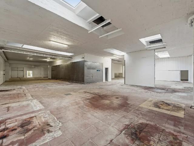 Local Commercial vente à Anderlecht, Bruxelles