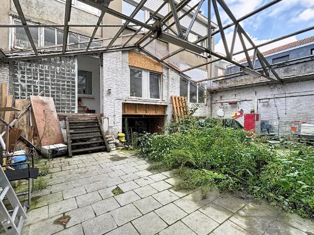 Local Commercial vente à Anderlecht, Bruxelles