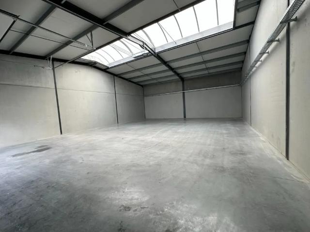 Local Commercial vente à Anzegem, West-Vlaanderen