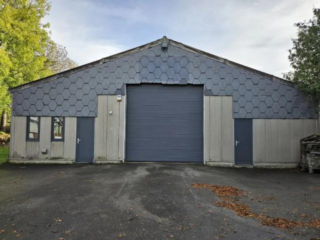 Local Commercial vente à Baillonville, Wallonie