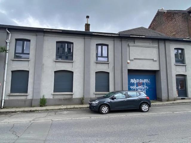 Local Commercial vente à Charleroi, Wallonie
