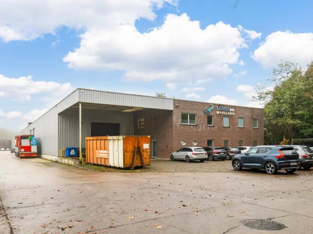 Local Commercial vente à Dilsen-stokkem, Limburg