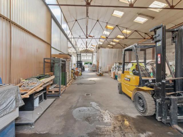 Local Commercial vente à Fernelmont, Wallonie
