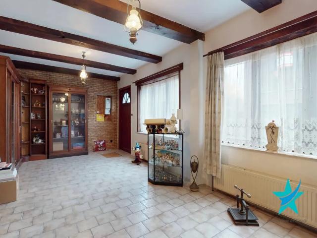 Local Commercial vente à Fontaine-l'évêque, Wallonie