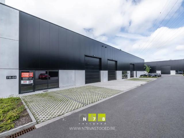 Local Commercial vente à Genk, Limburg