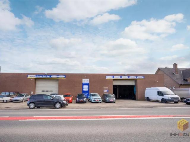 Local Commercial vente à Hannut, Wallonie